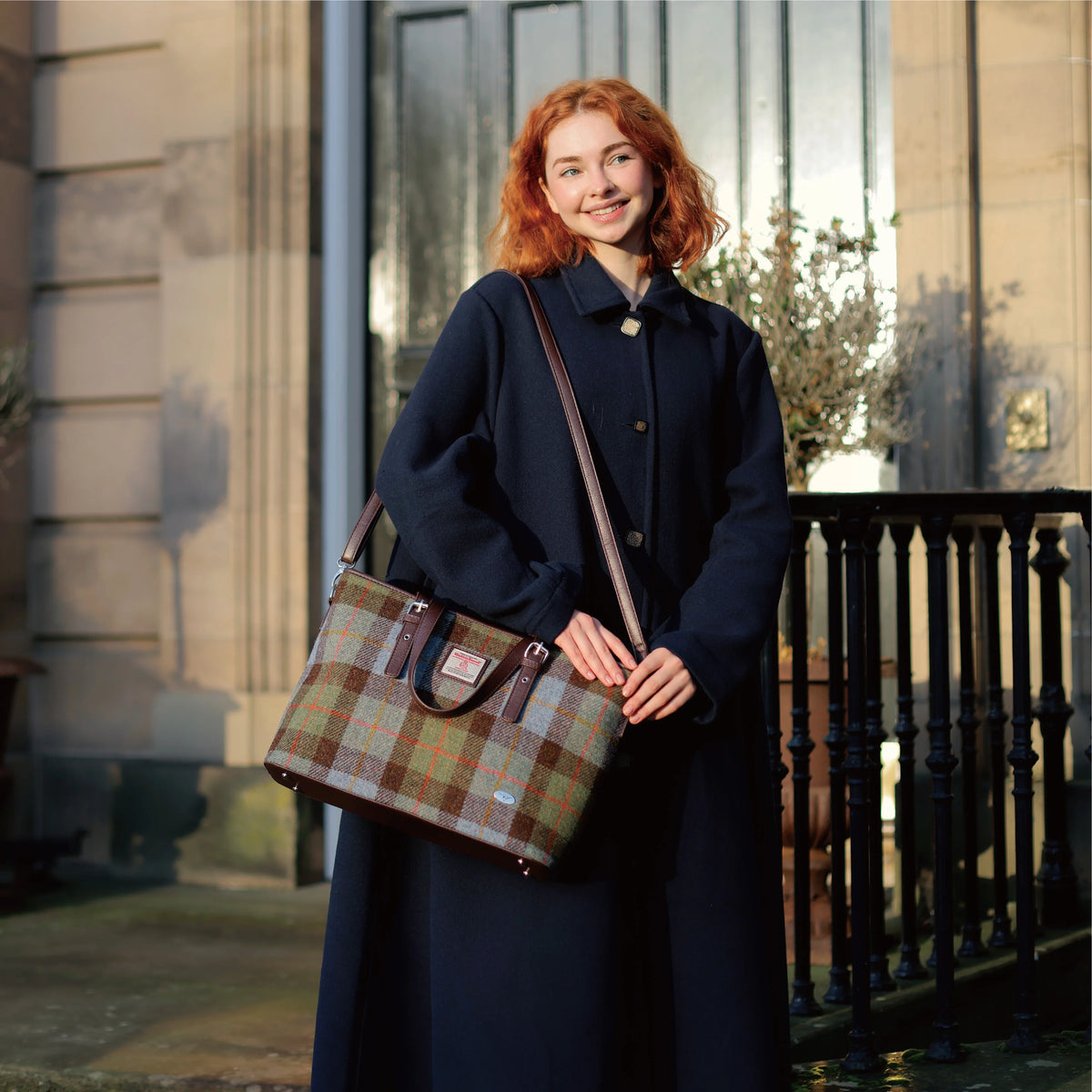 GLEN APPIN Harris Tweed Wool Tote Bag With Detachable Strap