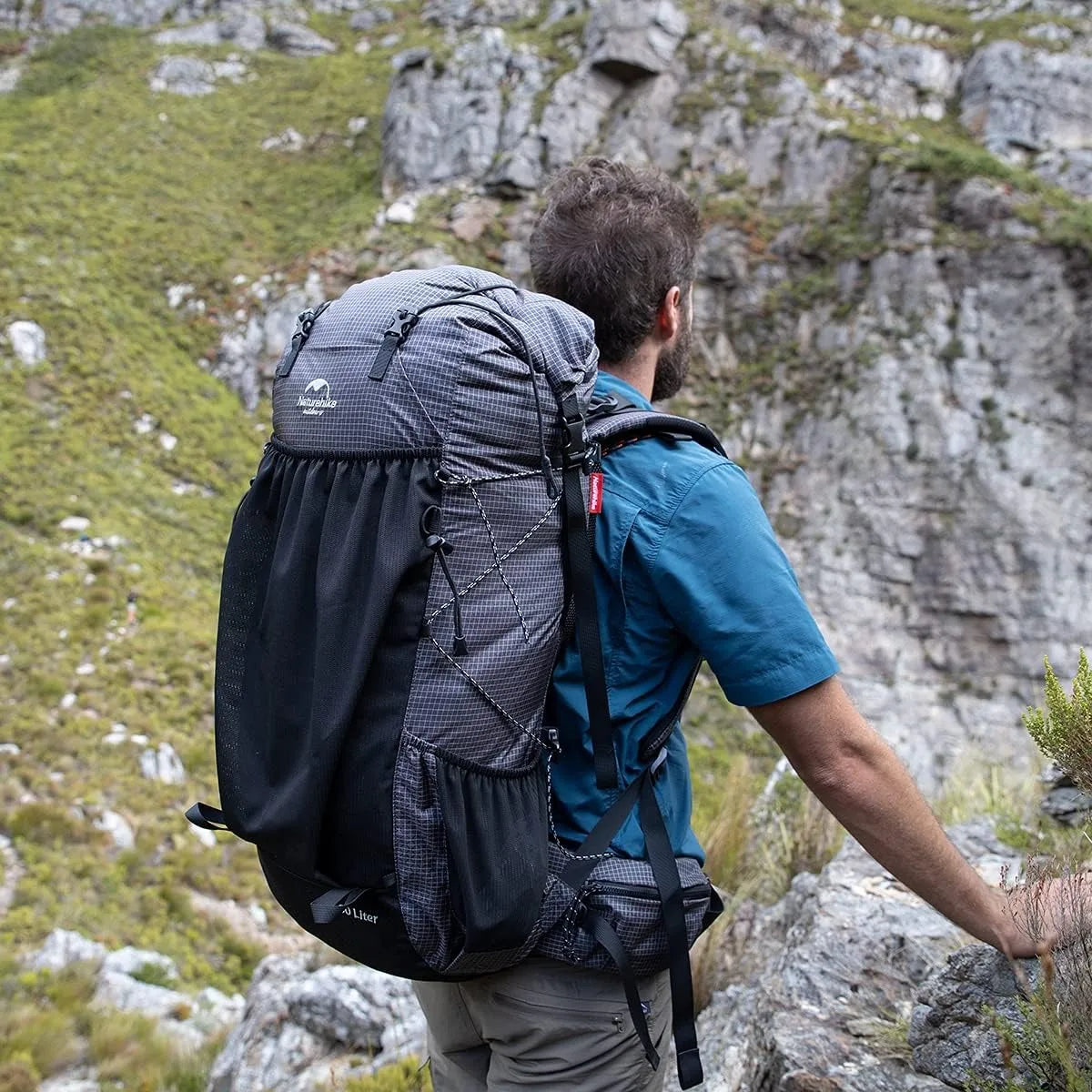 Naturehike Outdoor Mountain Backpack With Waterproof Rain Cover